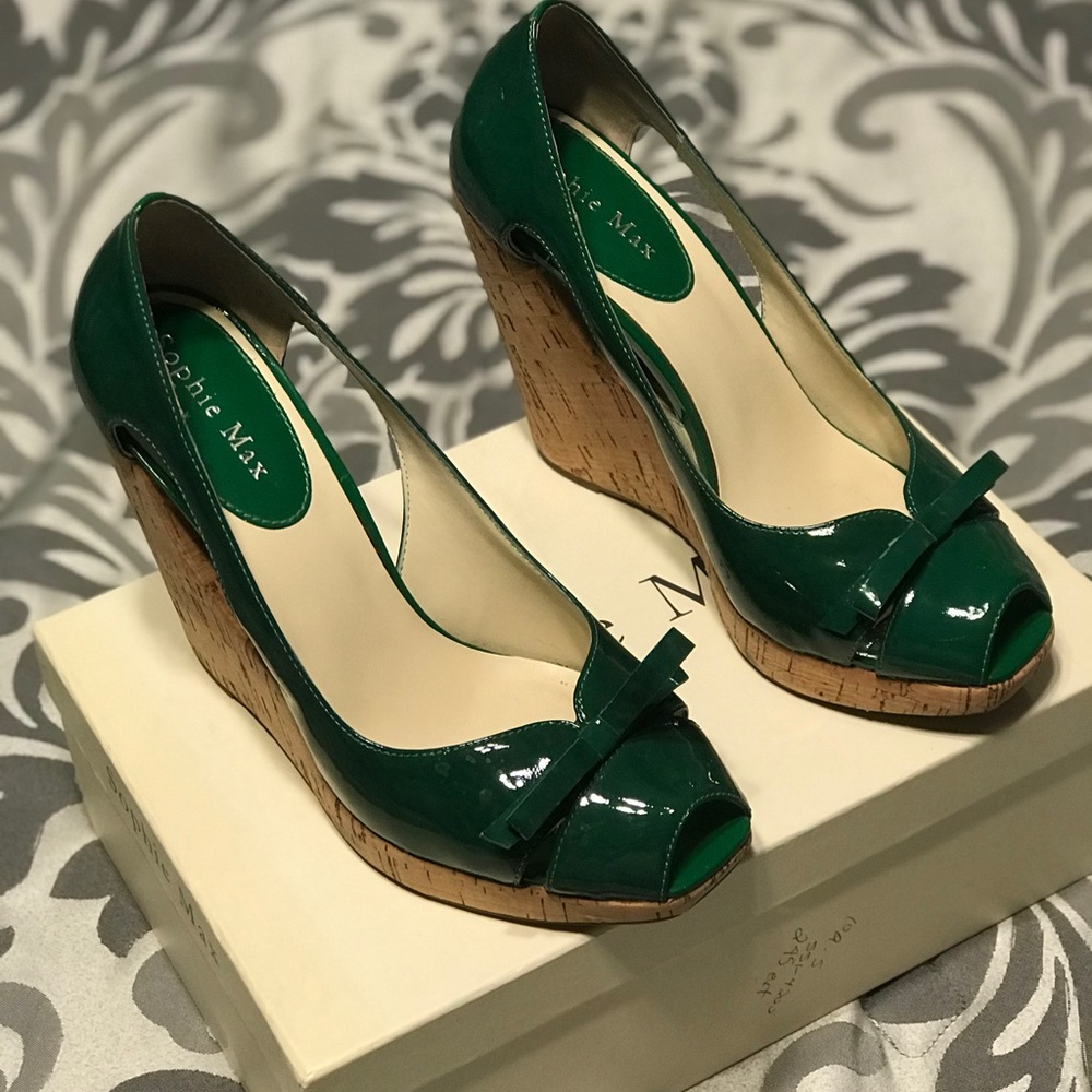Sofia Max Patent Gia Cork Wedges Sz 8.5